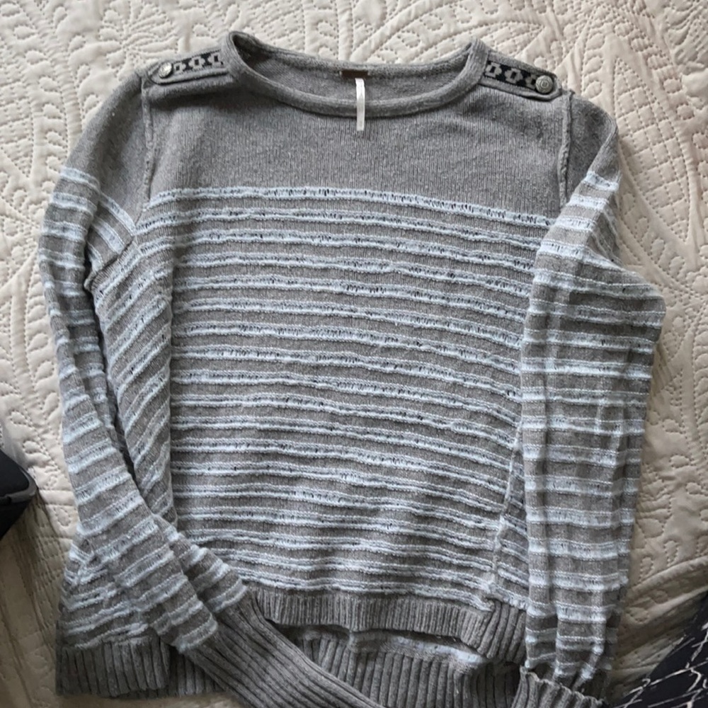 FREE PEOPLE SWEATER